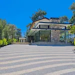 Sharapova Villa *